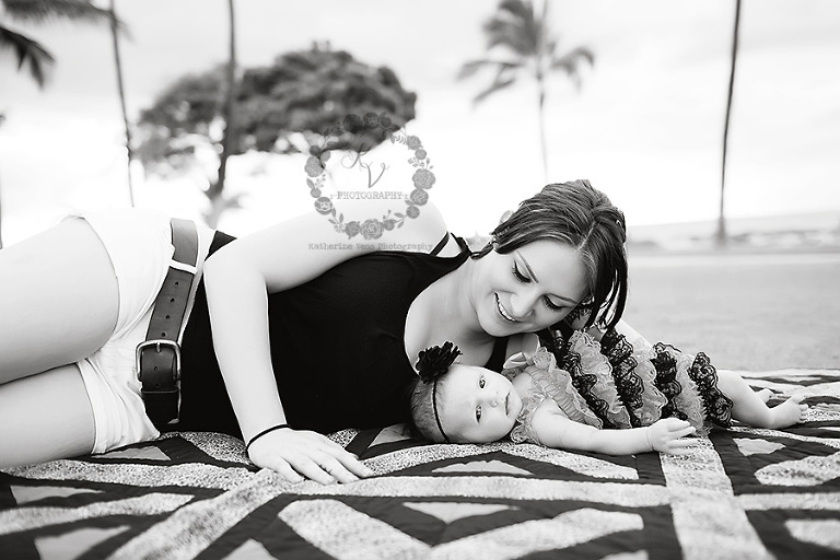 outdoor newborn session